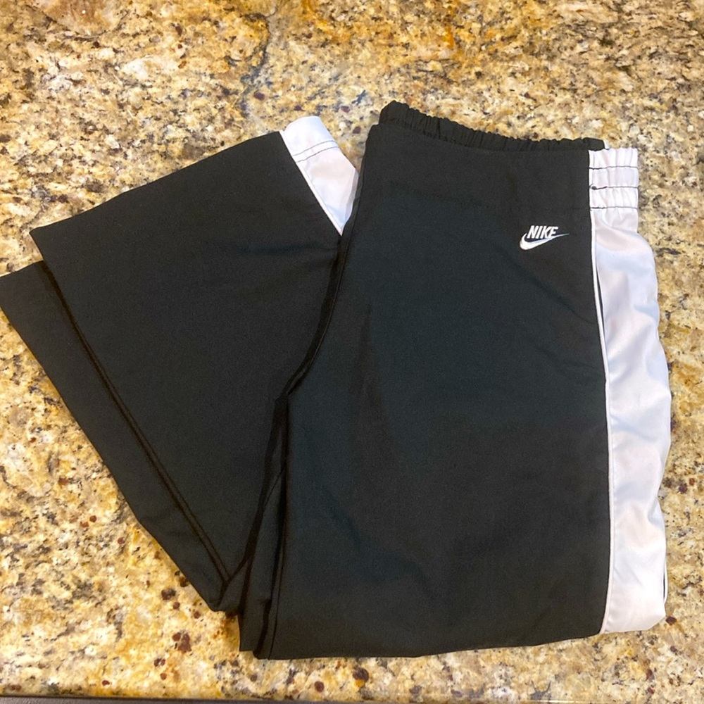 EUC Women’s NIKE Fit Dry Black Athletic Track Pants ~ Size M (8-10)